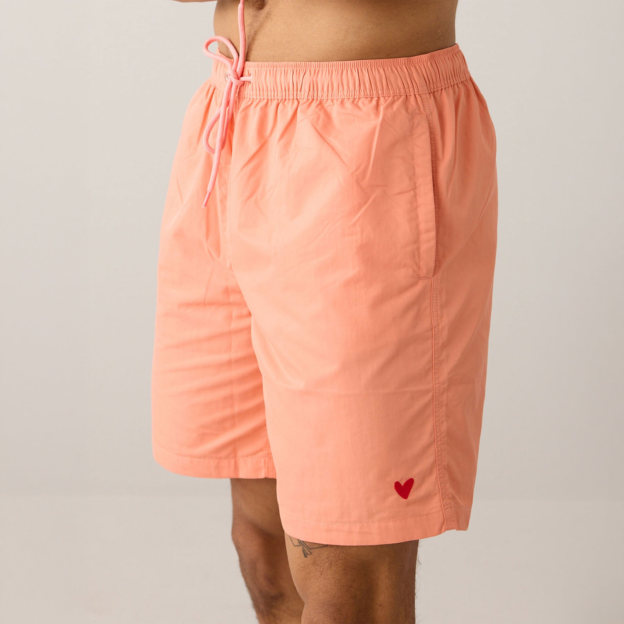 Premium Swim Shorts mit Herz Logo