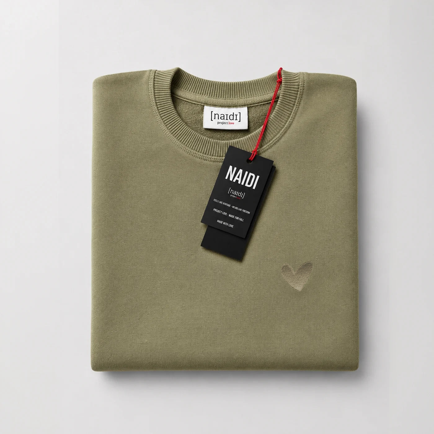 Stone Washed Sweatshirt mit Herz Logo Tonal (limitiert)