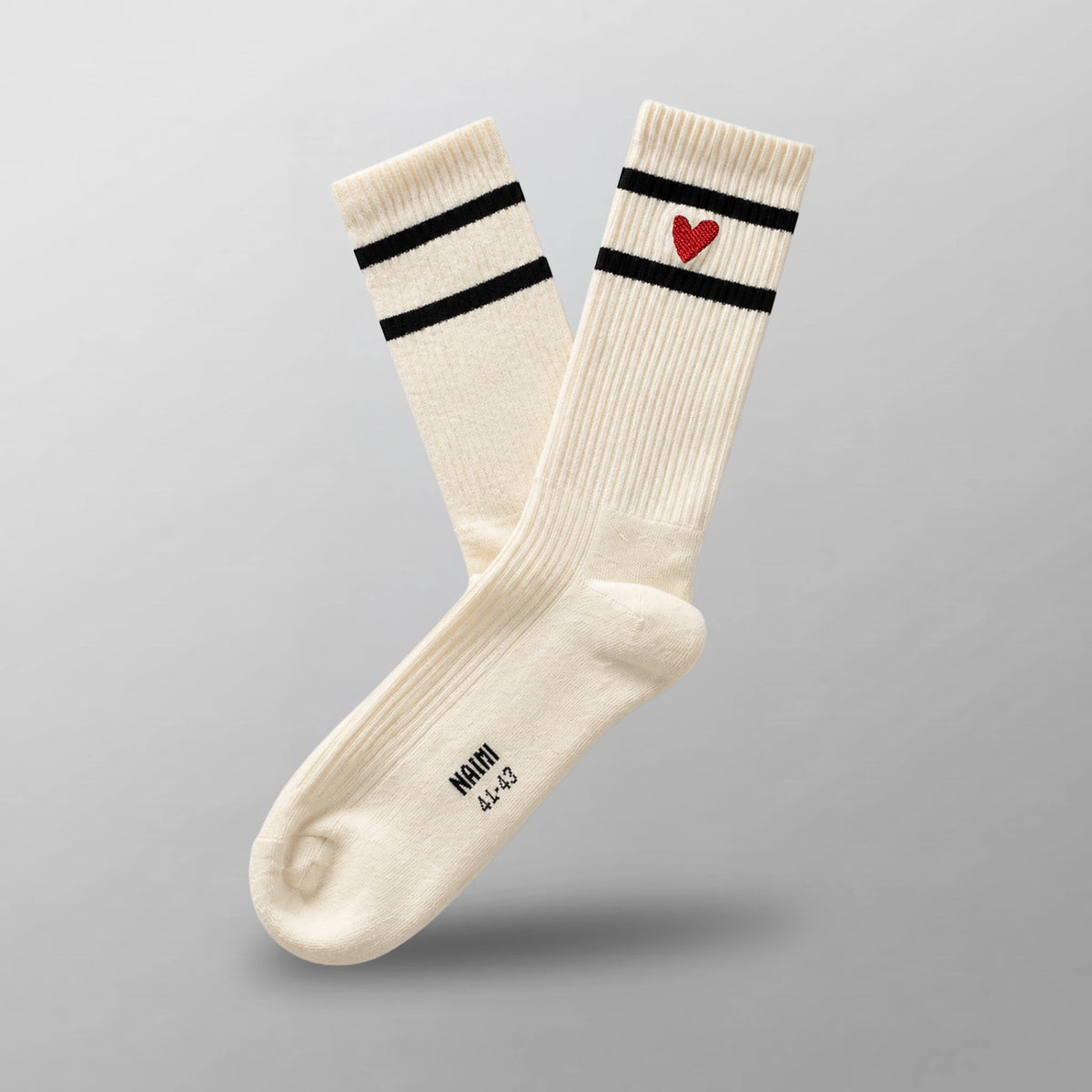 Gerippte Socken mit Herz Logo – Antique White / Black