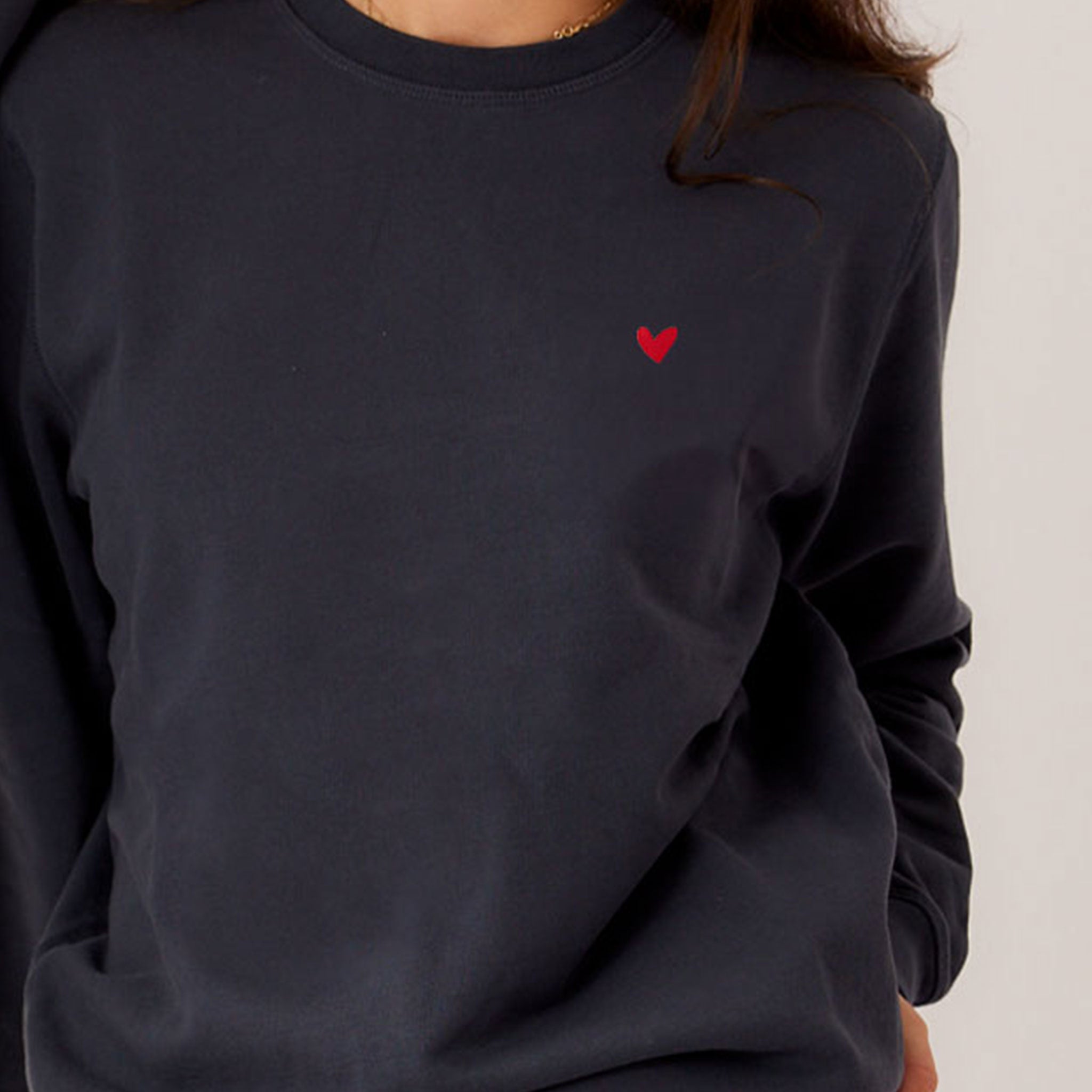 Sweatshirt mit Herz Logo