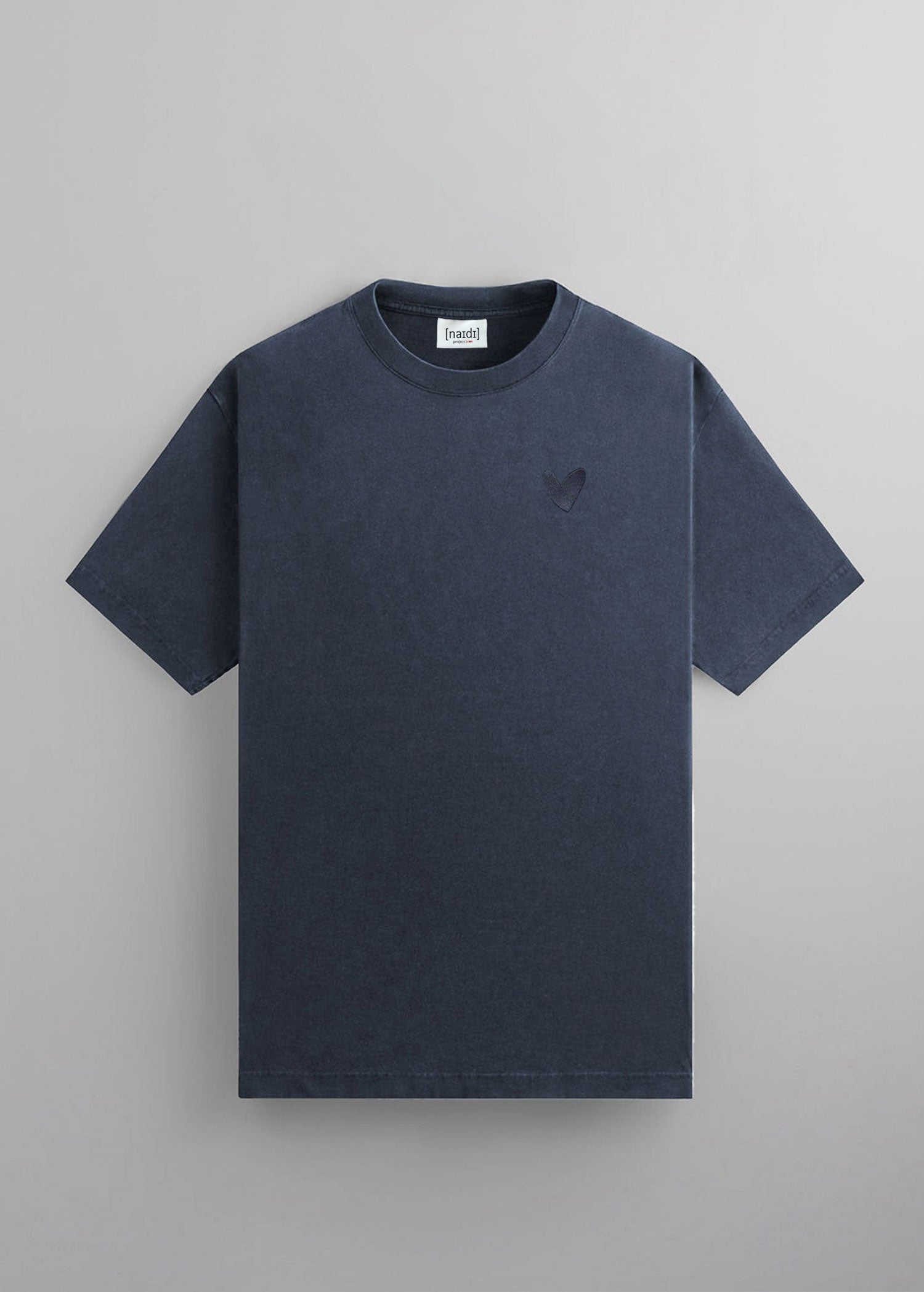 Oversized T-Shirt mit Ton in Ton Herz Logo