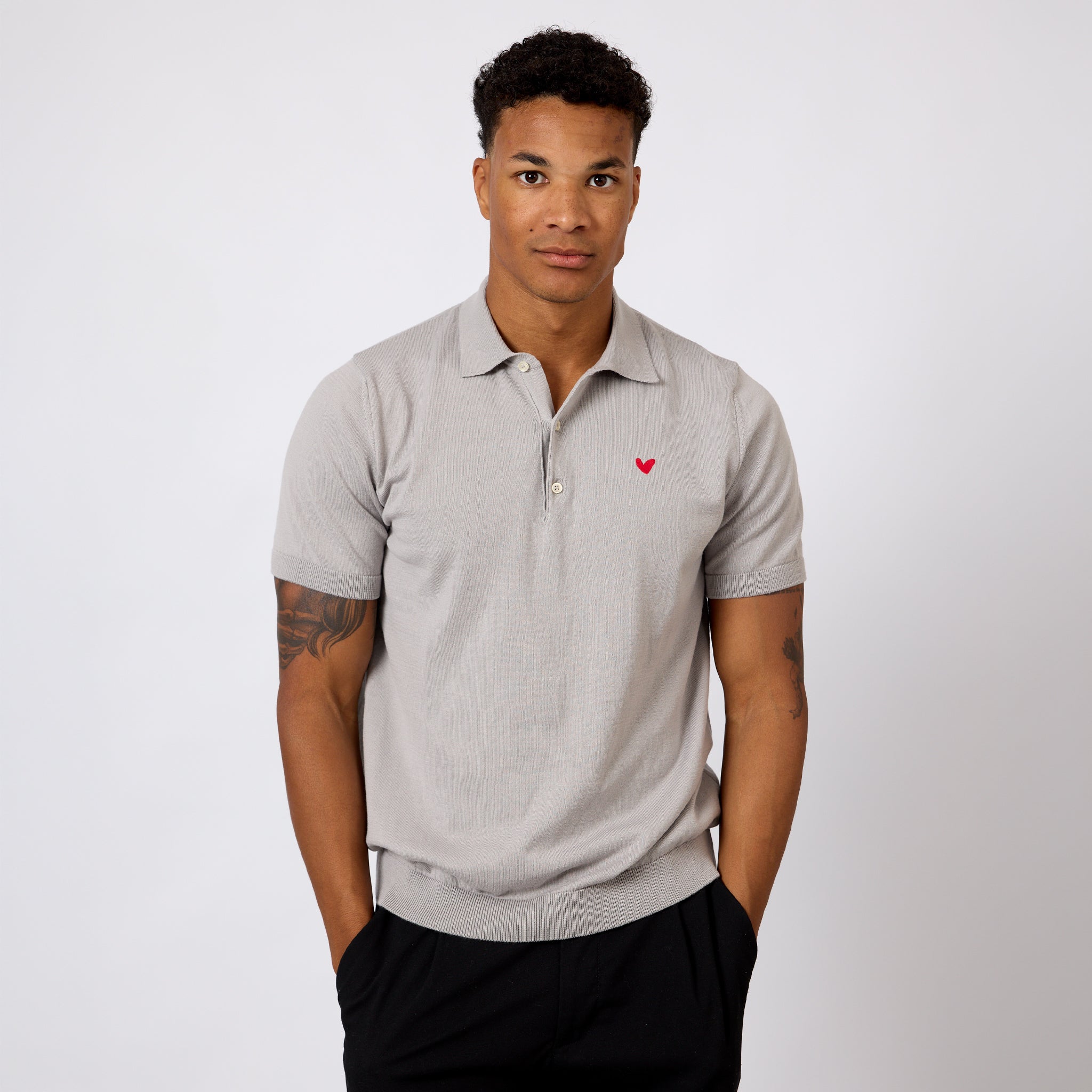 Feinstrick-Poloshirt mit Herz Logo