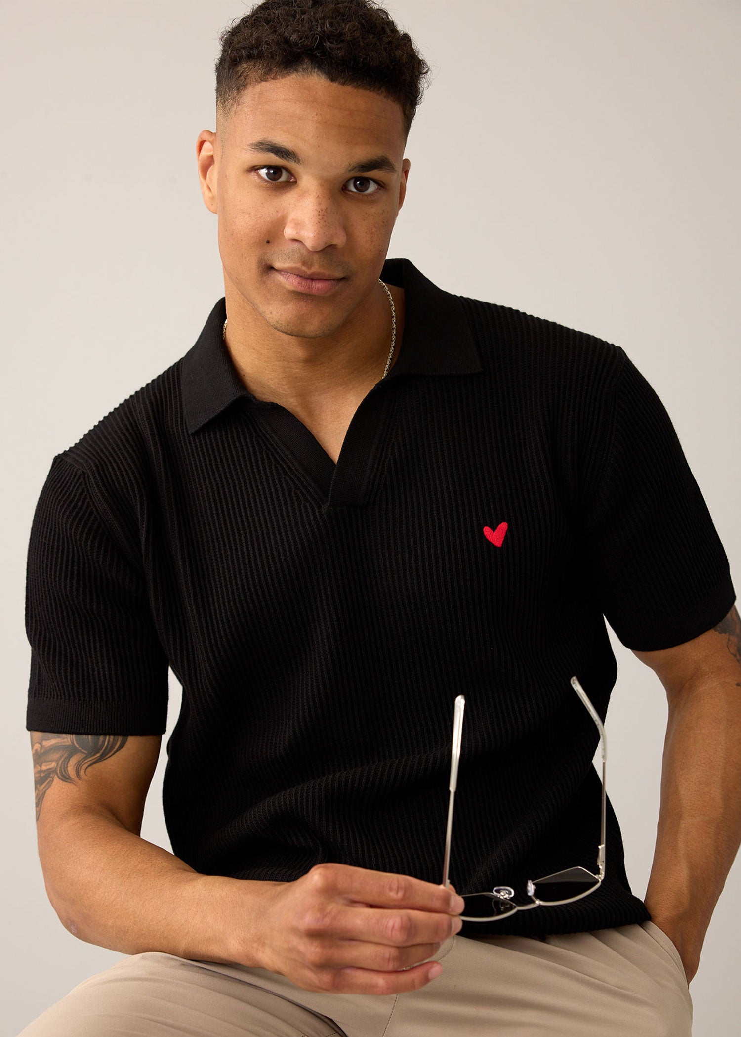 Strick-Poloshirt aus 100% Bio-Baumwolle mit Herz Logo