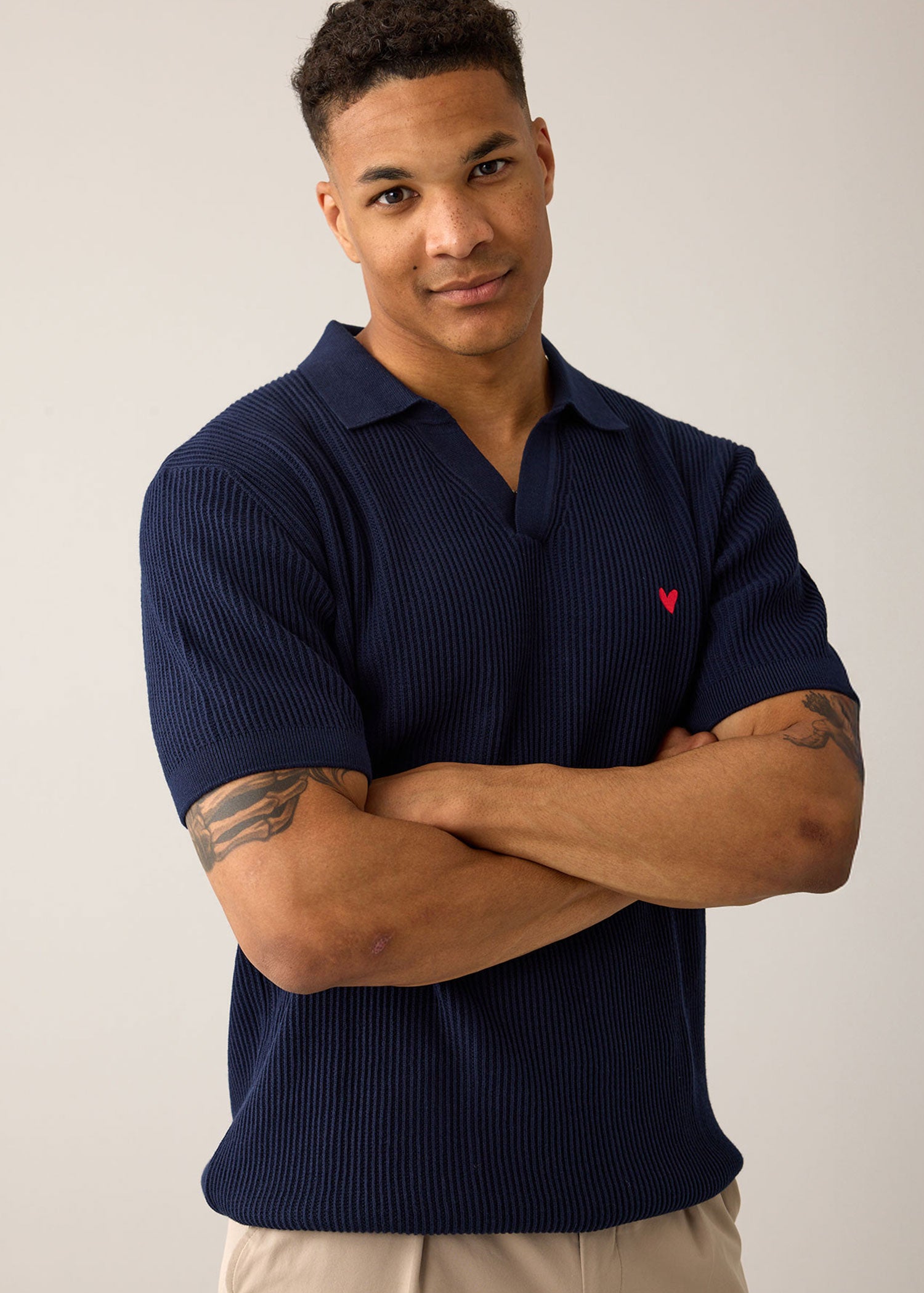 Strick-Poloshirt aus 100% Bio-Baumwolle mit Herz Logo