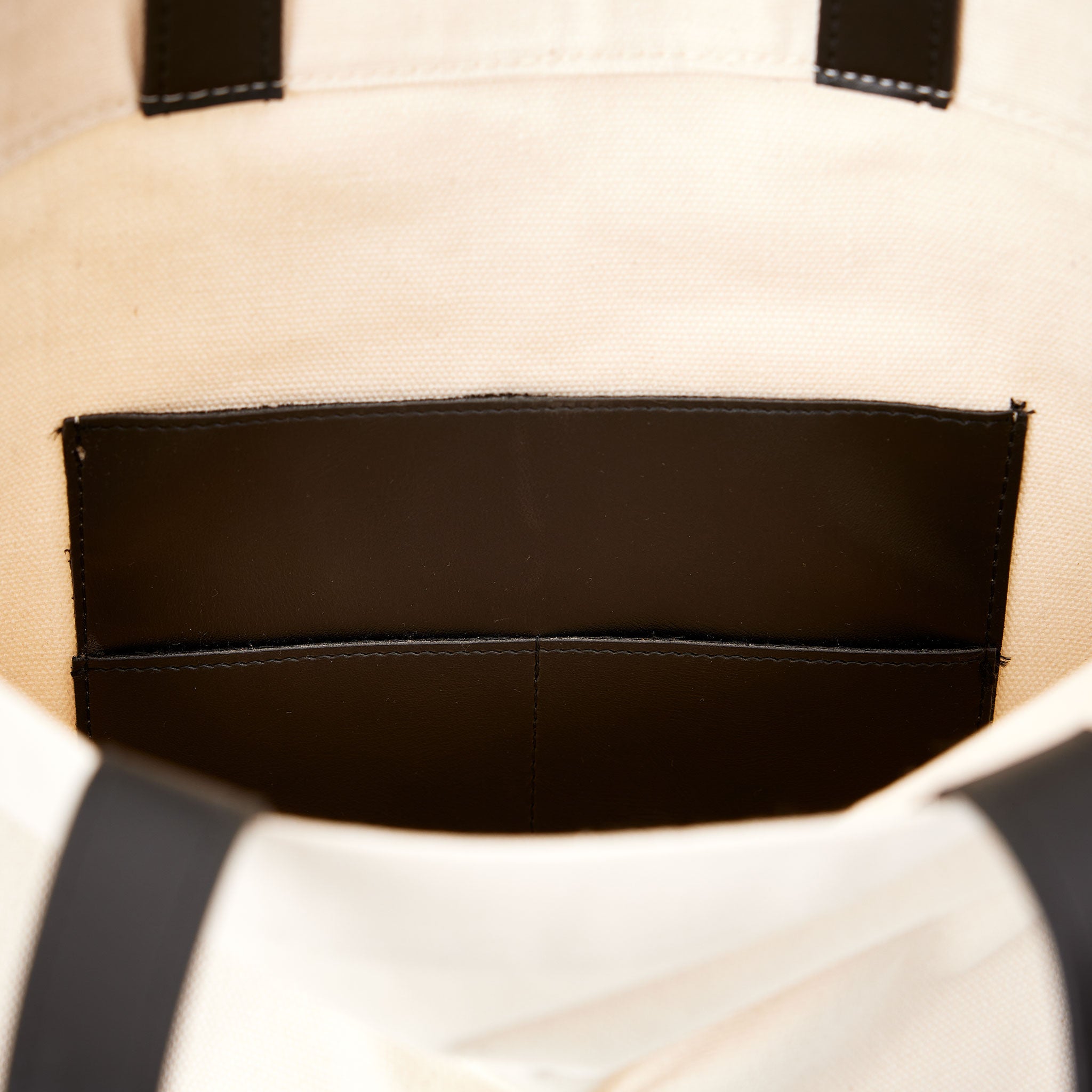 Shopping Bag mit Herz Logo