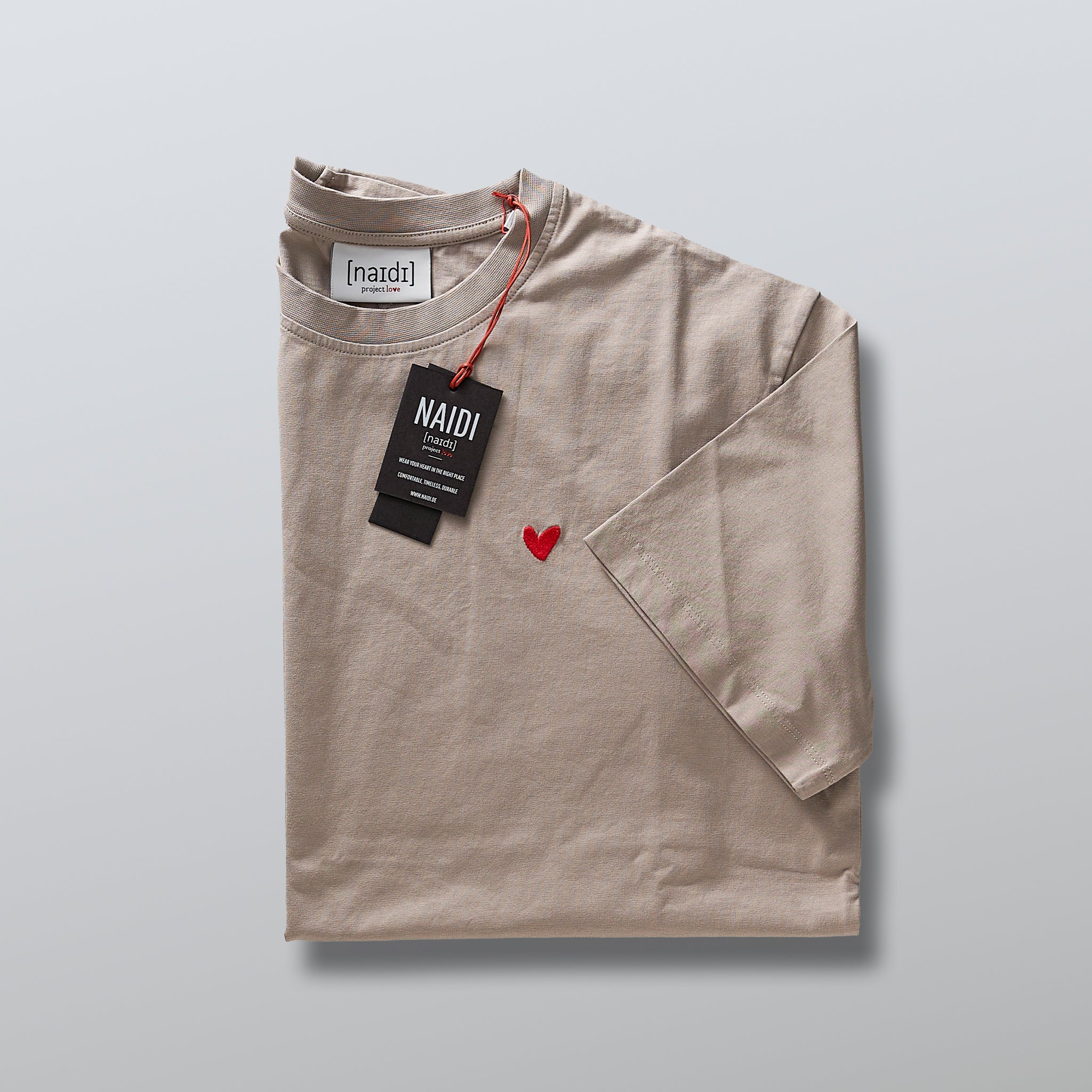 Rundhals T-Shirt mit Herz Logo