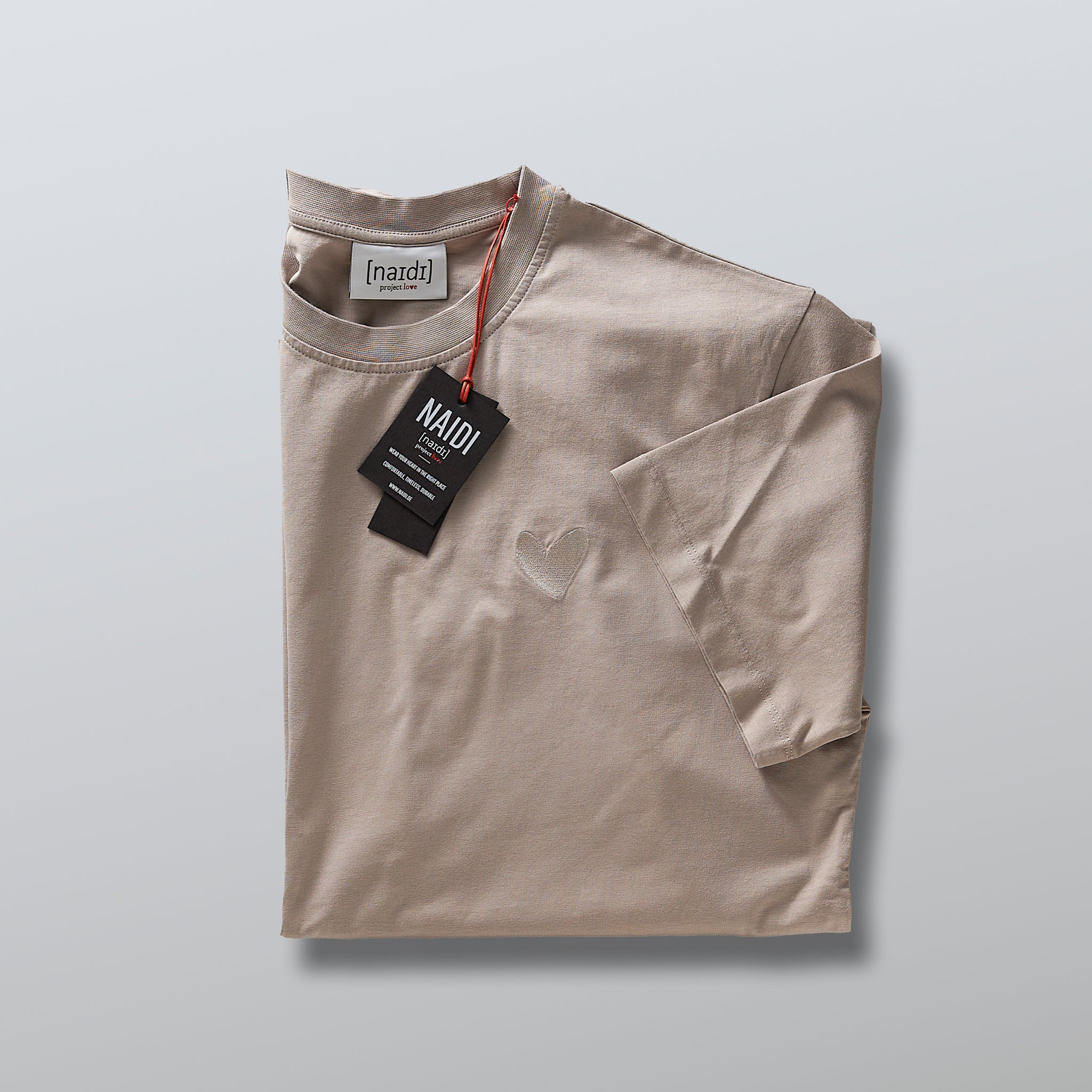 T-Shirt mit Ton in Ton Herz Logo