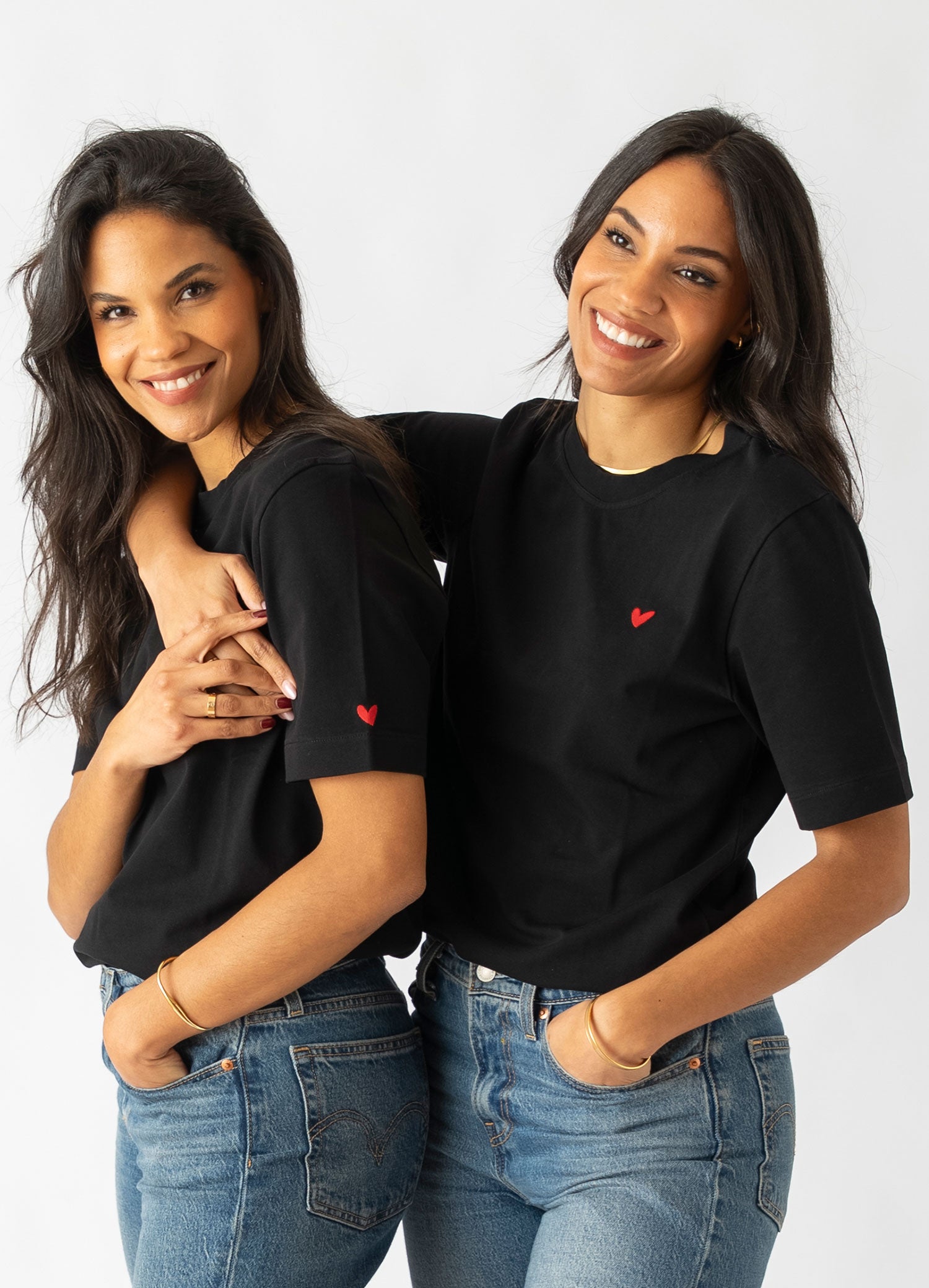 Damen T-Shirt mit Herz Logo (Arm)