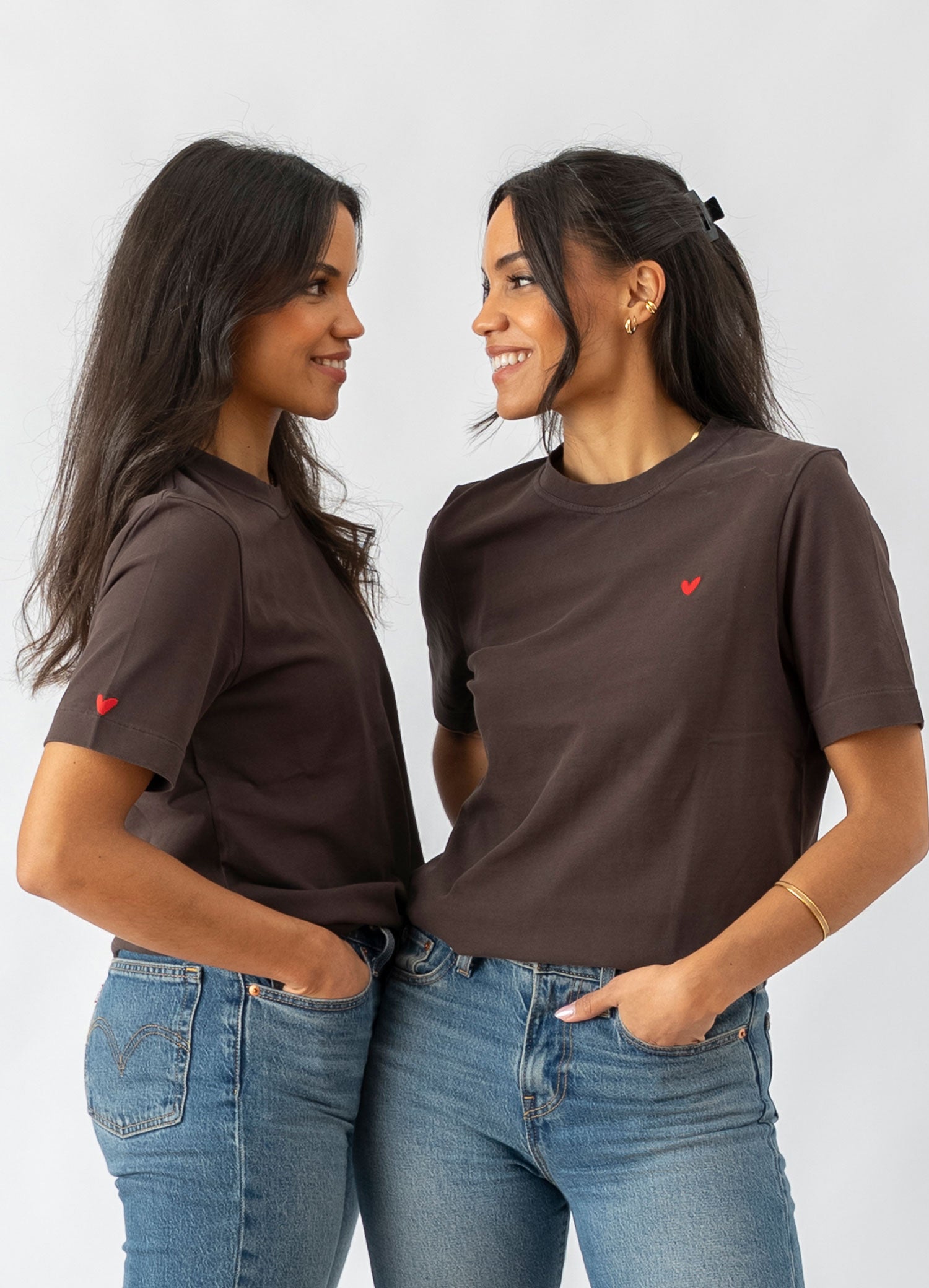 Damen T-Shirt mit Herz Logo (Brust)