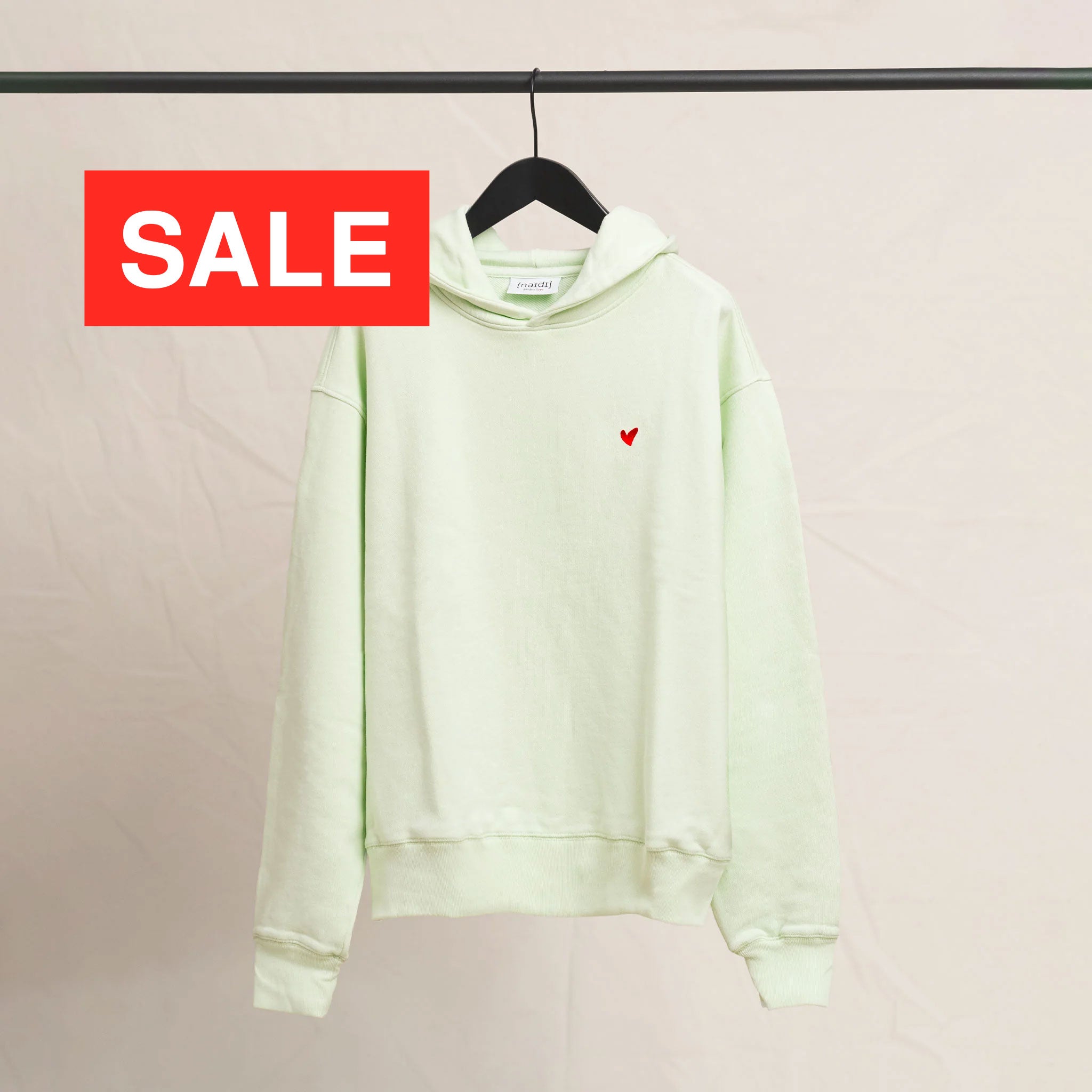 Oversized Hoodie mit Herz Logo