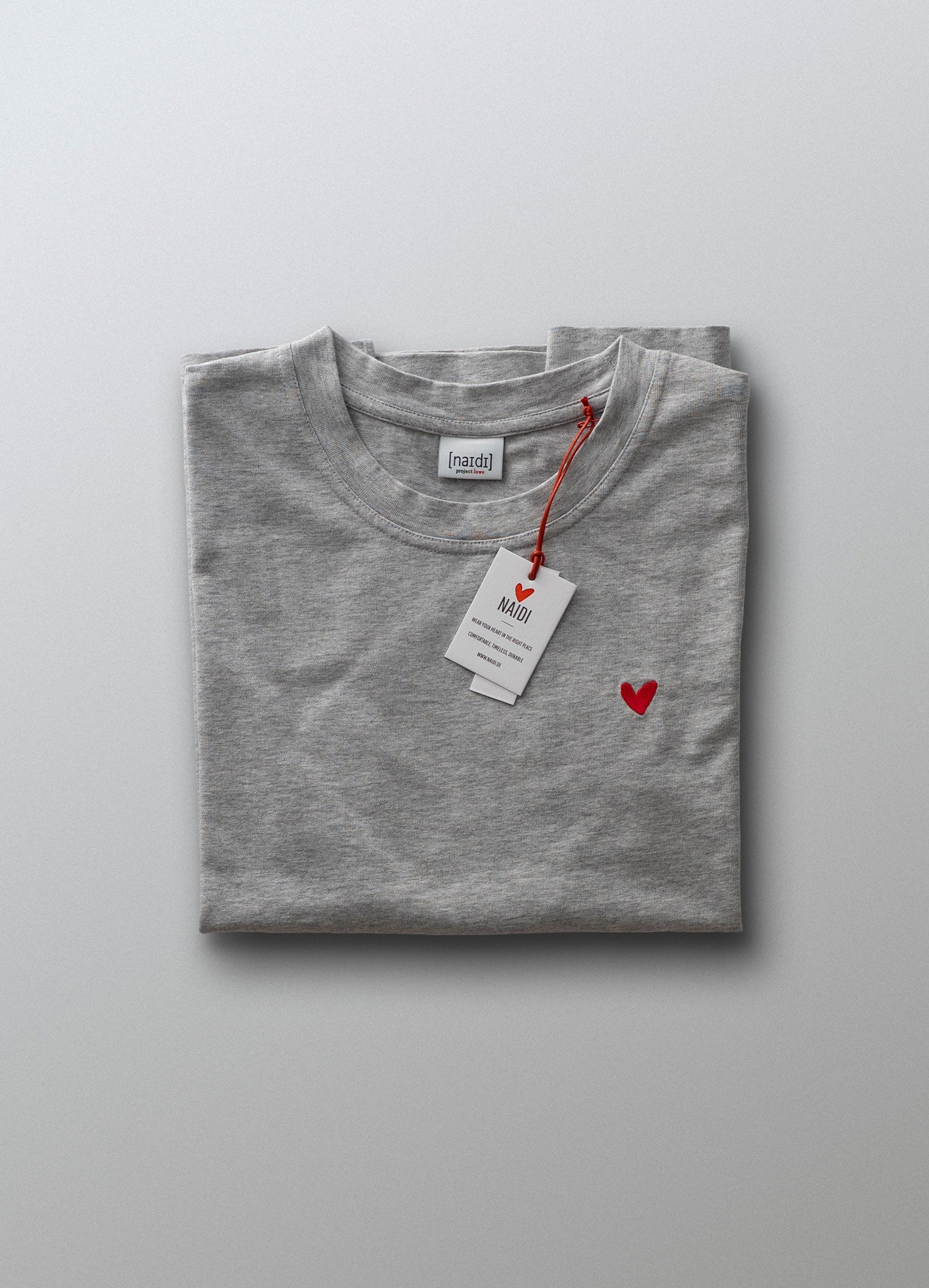 Damen T-Shirt mit Herz Logo (Brust)