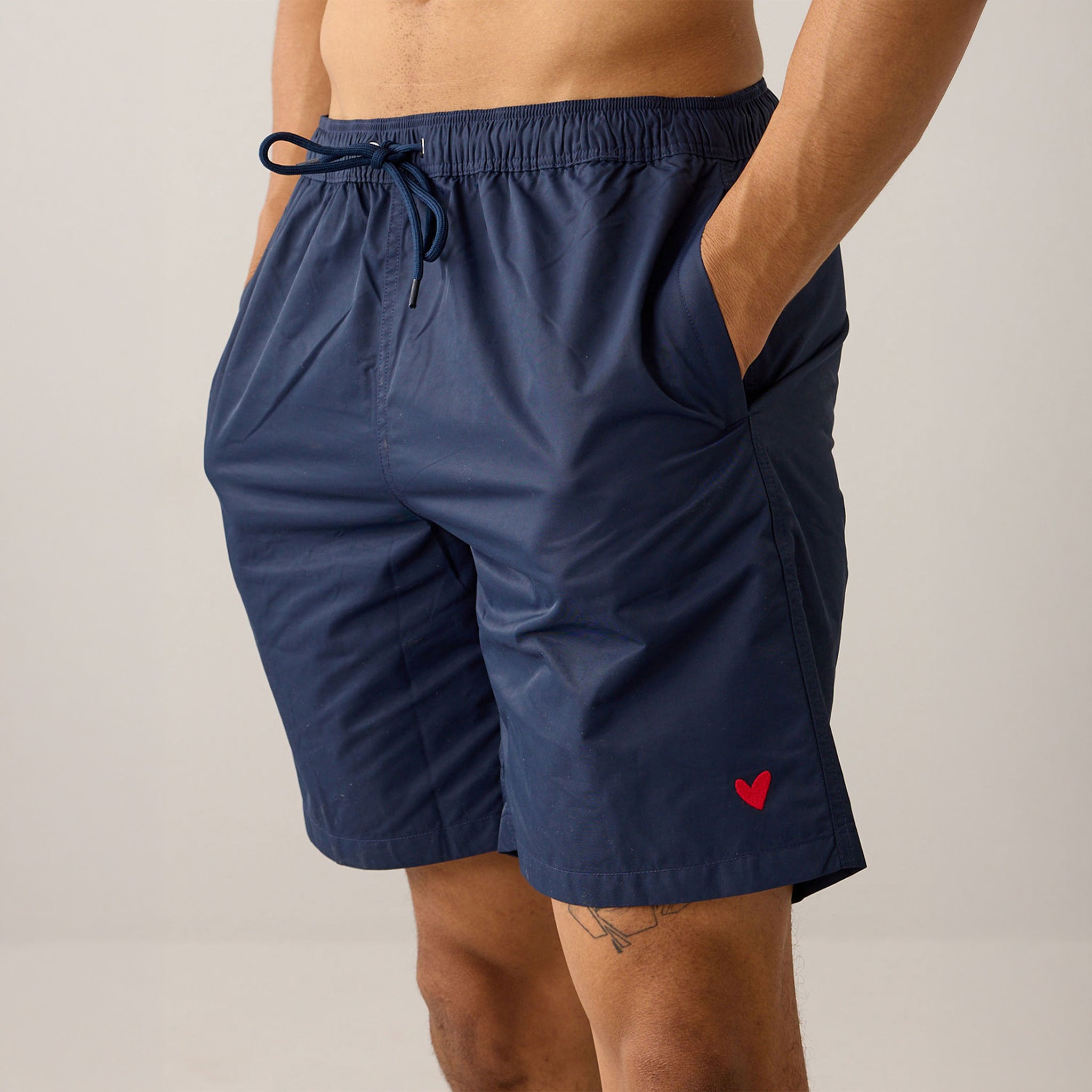 Premium Swim Shorts mit Herz Logo