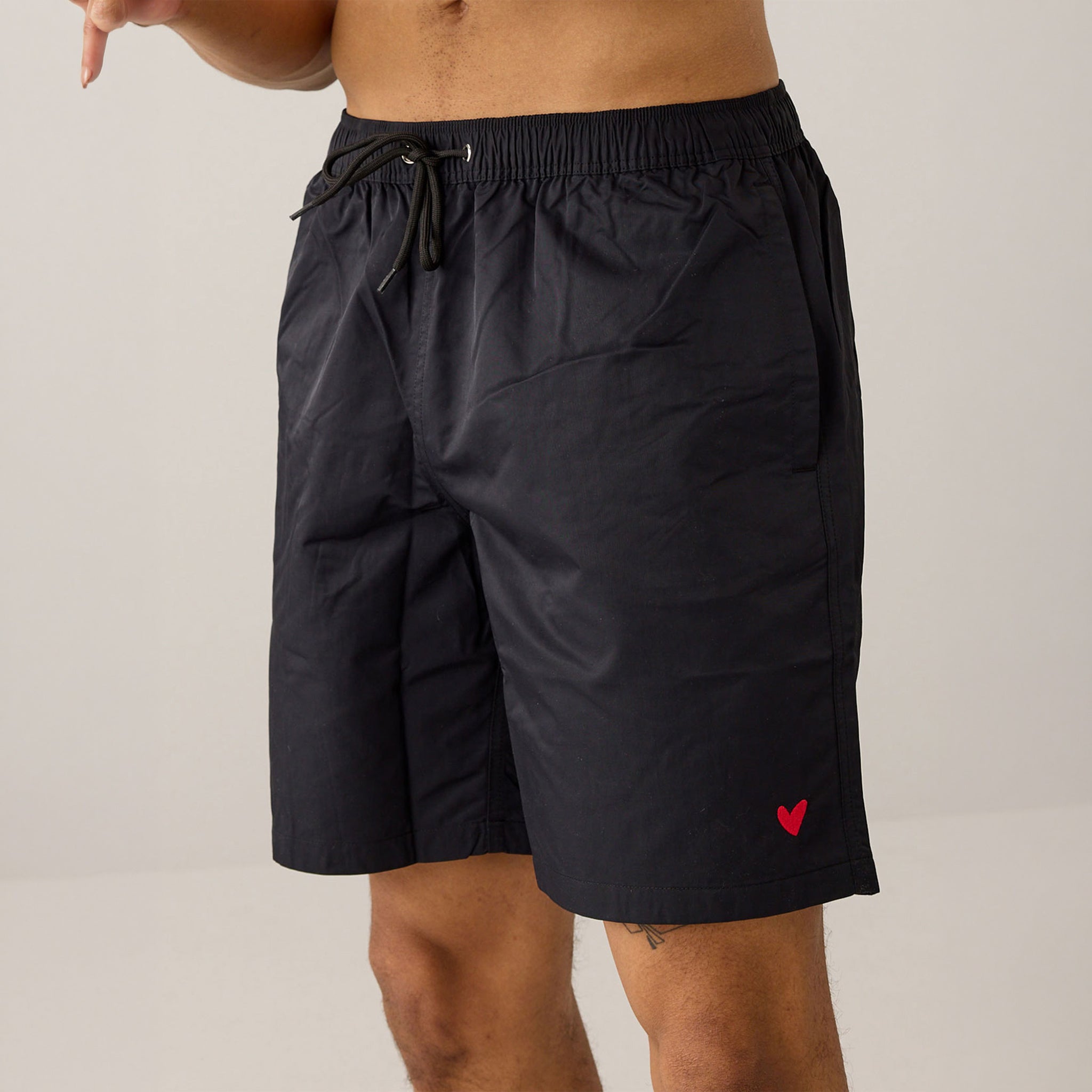 Premium Swim Shorts mit Herz Logo