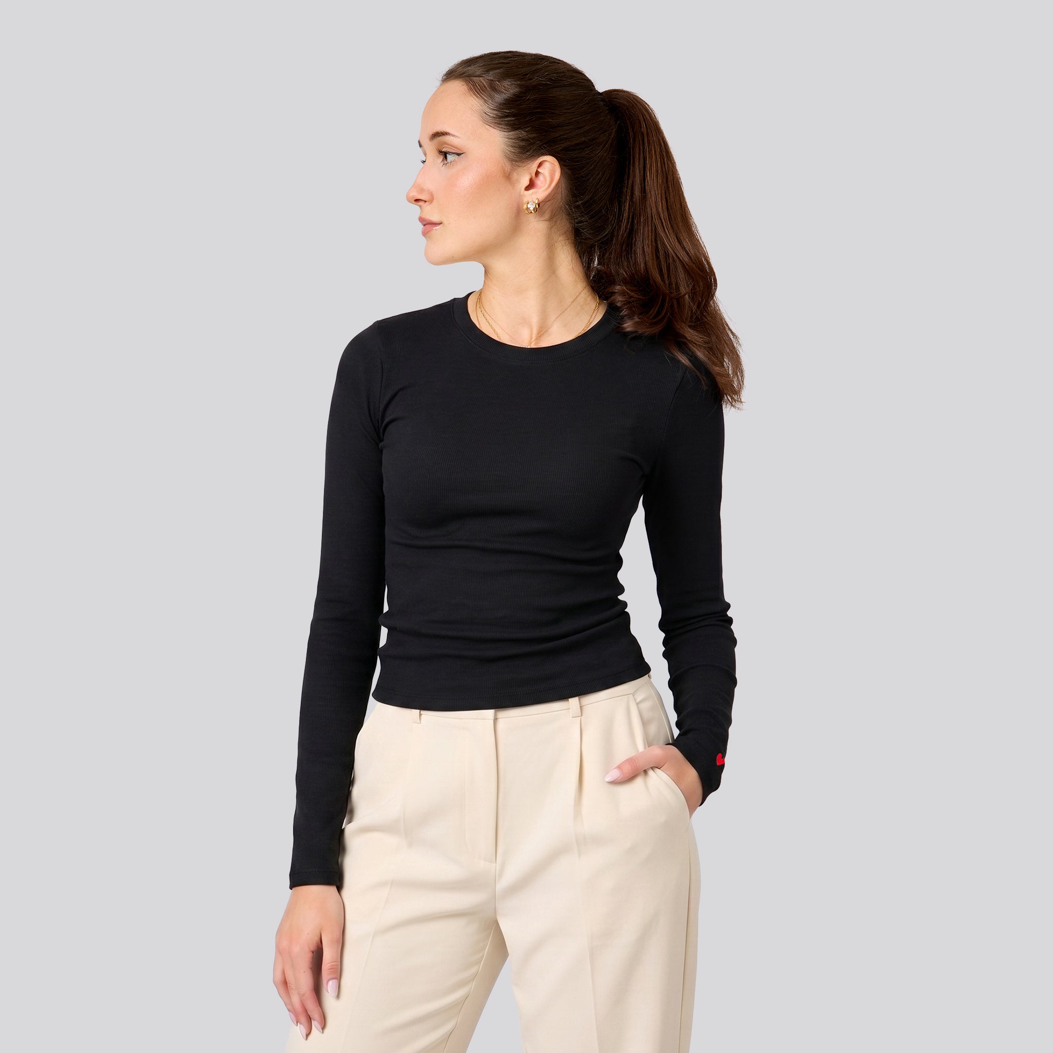 Damen Longsleeve mit Herz Logo (Ärmel)