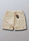 Premium Shorts mit Herz Logo