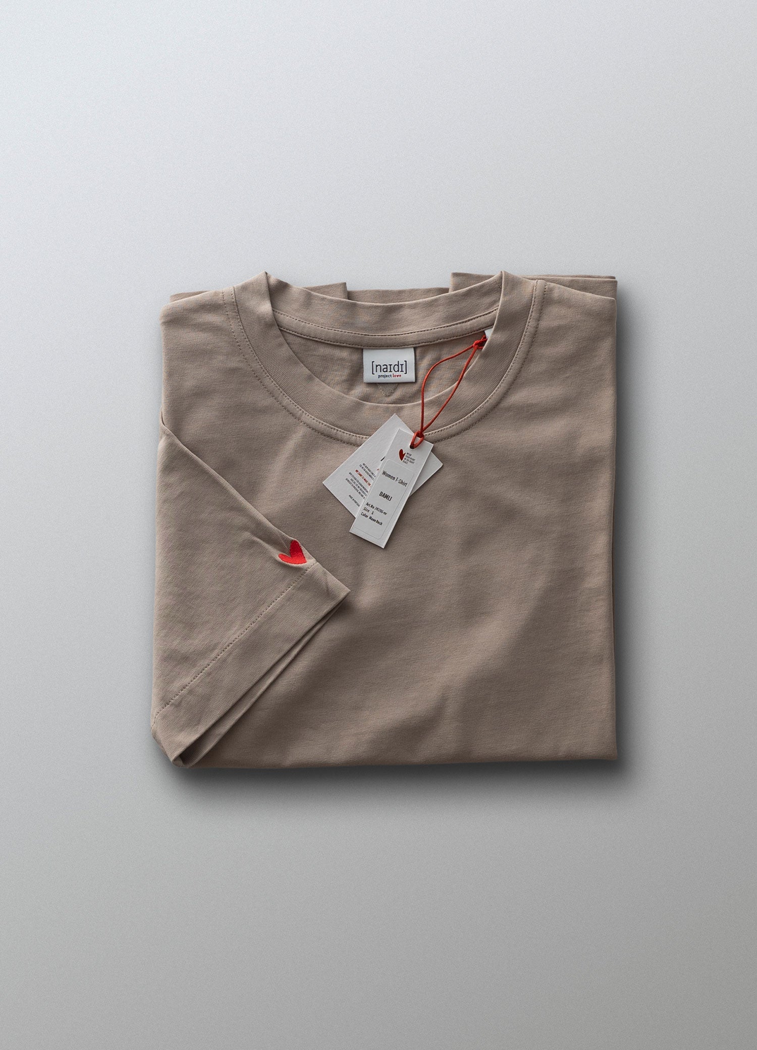 Damen T-Shirt mit Herz Logo (Arm)