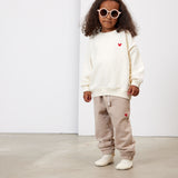 Kinder Jogginghose mit rotem Herz Logo