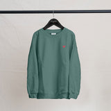 Kinder Sweatshirt mit rotem Herz Logo