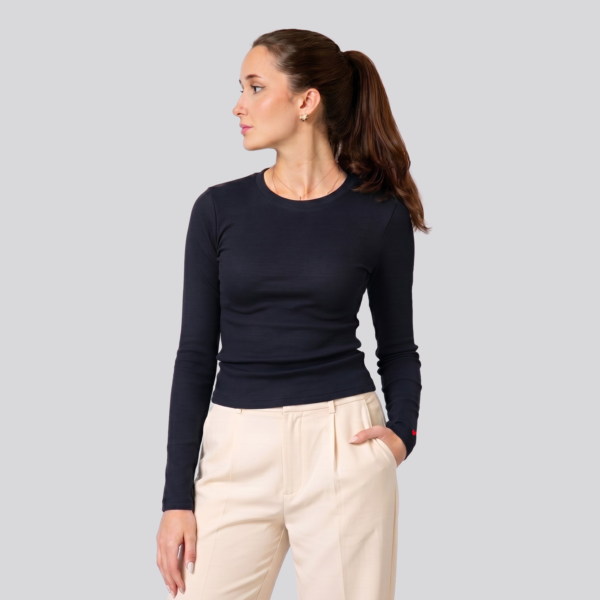 Damen Longsleeve mit Herz Logo (Ärmel)