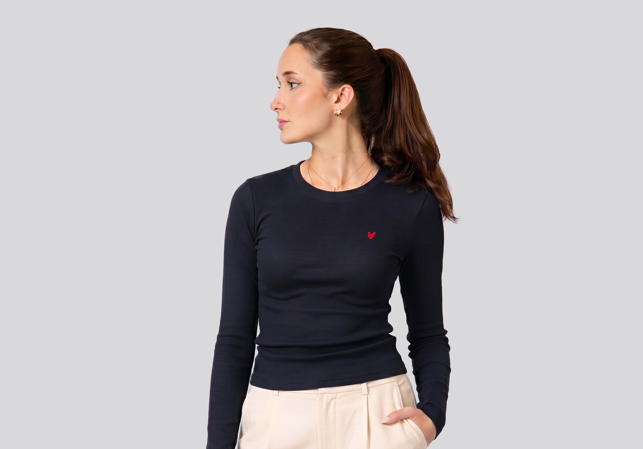 Damen Longsleeve mit Herz Logo (Brust)