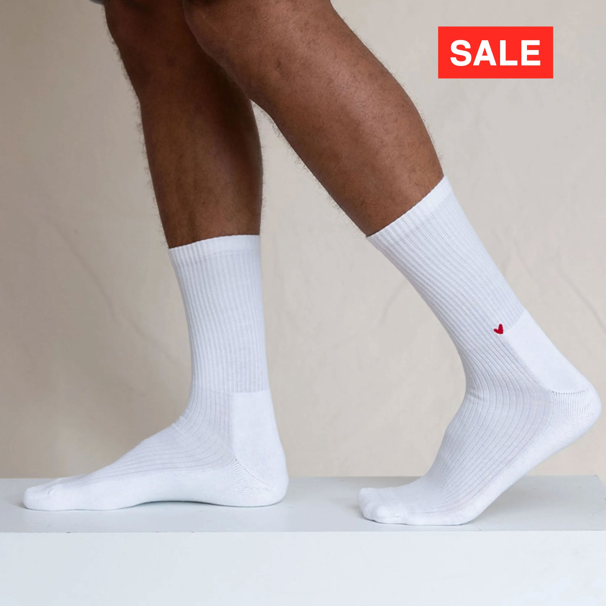 Gerippte Socken mit Logo am Knöchel (1cm)