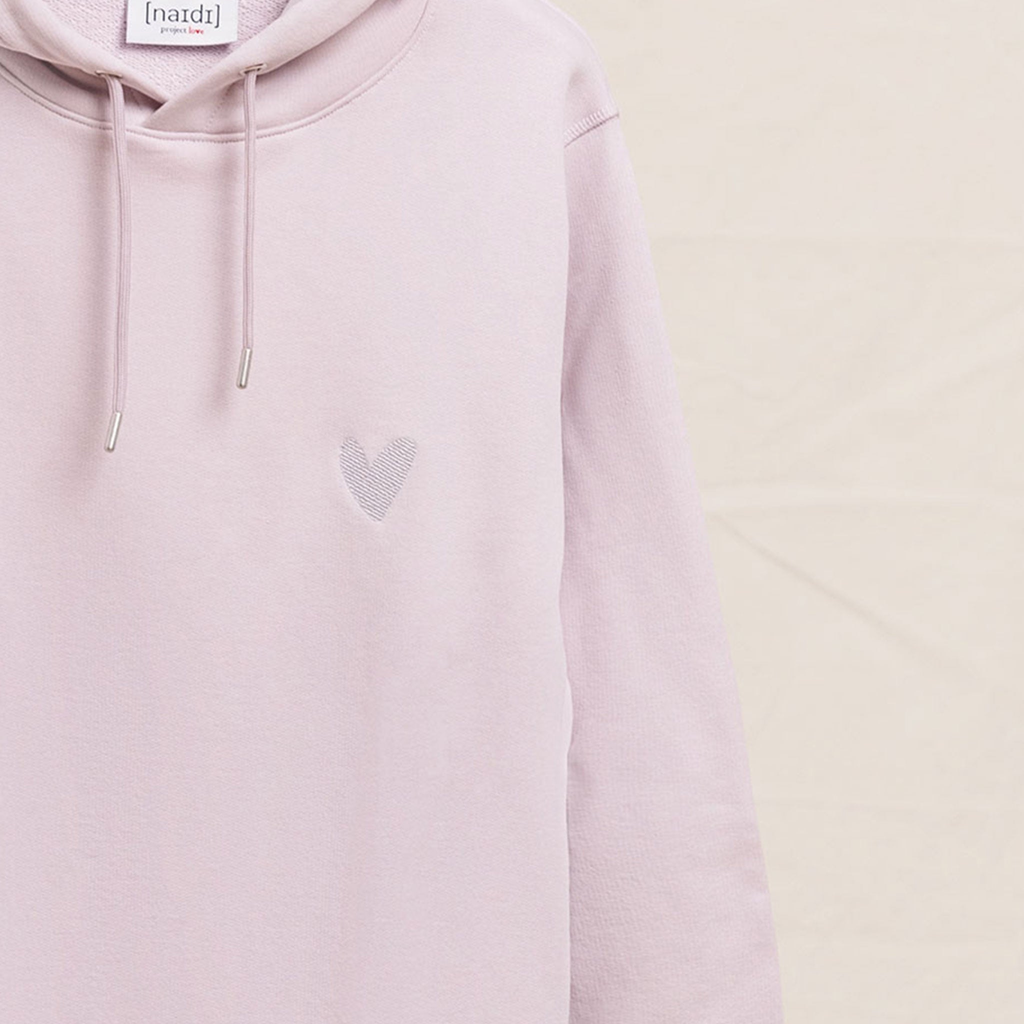 Hoodie aus Baumwolle mit Herz Logo Ton in Ton