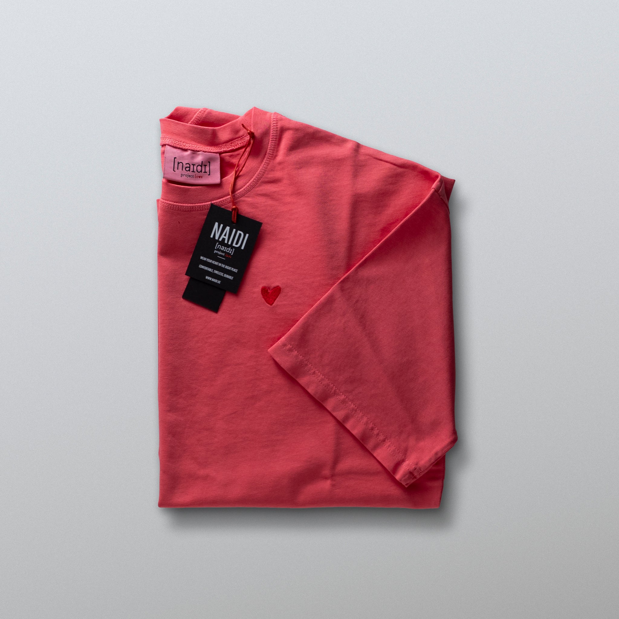 Oversized T-Shirt mit Herz Logo