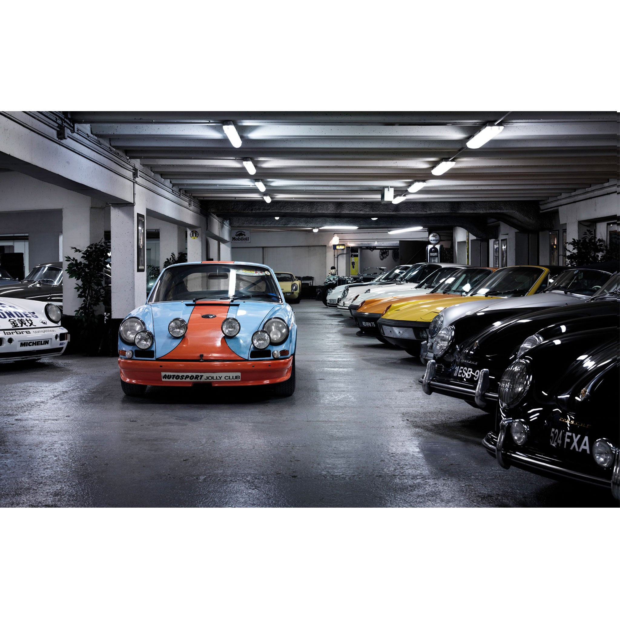 The PORSCHE 911 Book