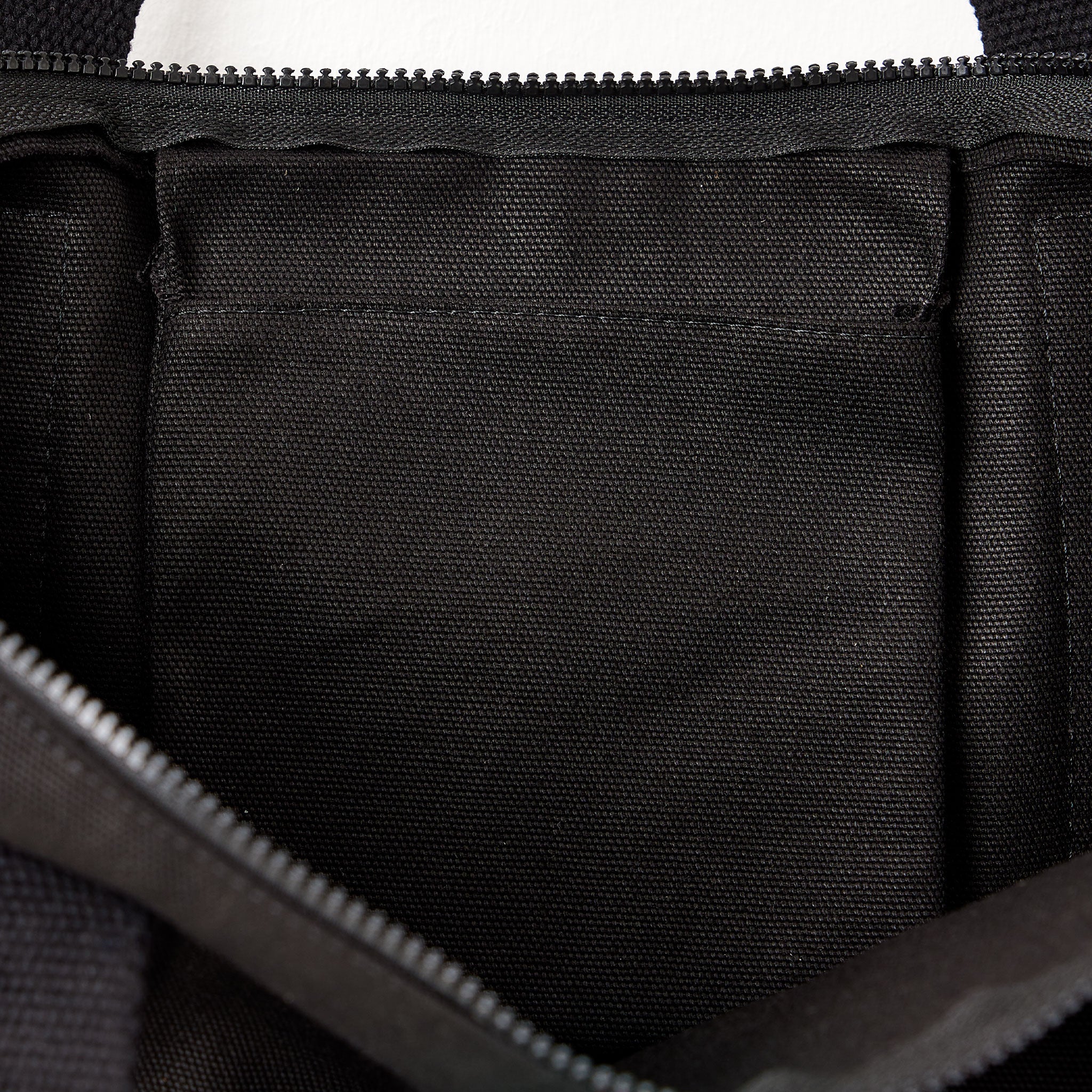 Tote Bag mit Herz Logo & Reißverschluss