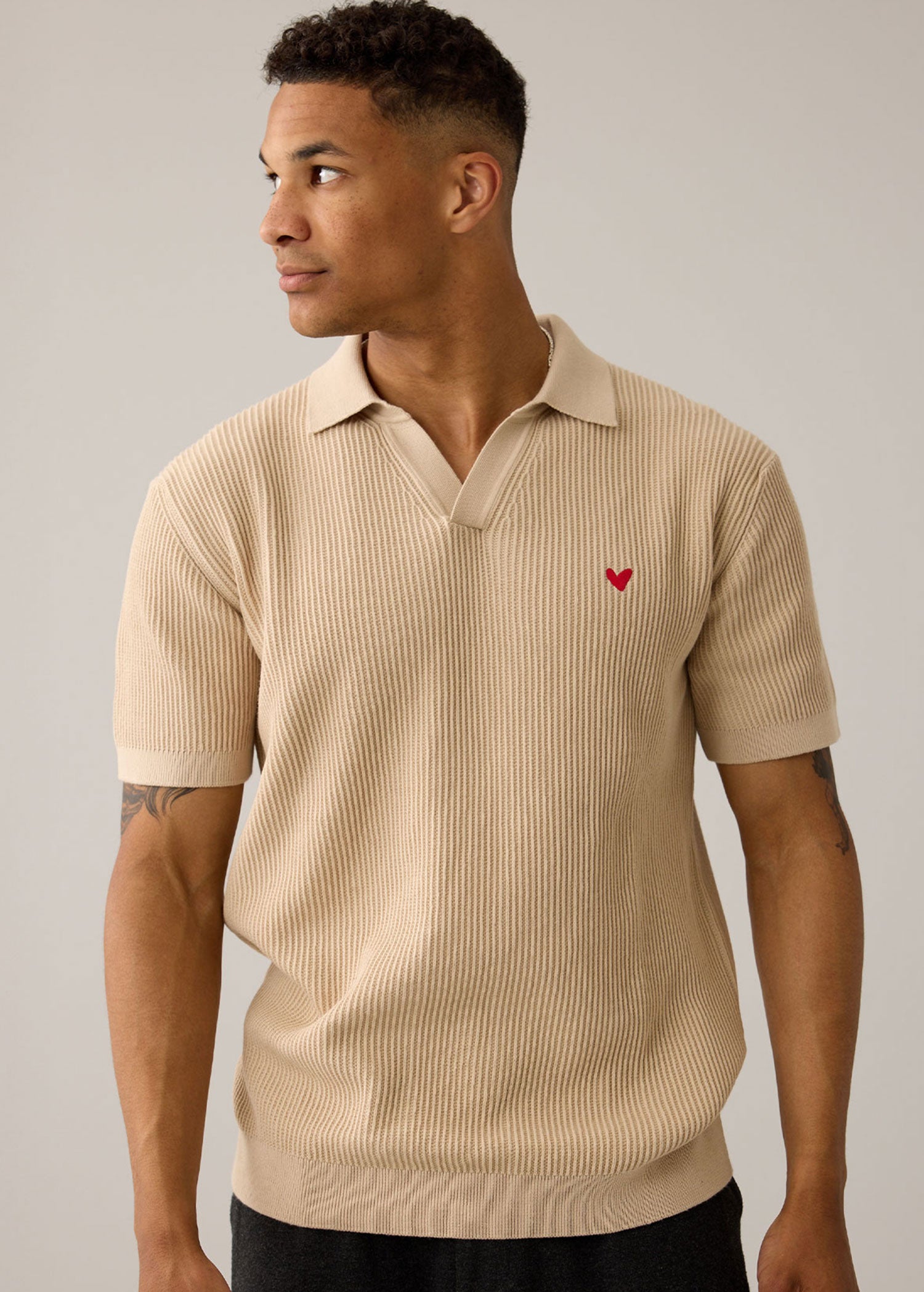 Strick-Poloshirt aus 100% Bio-Baumwolle mit Herz Logo