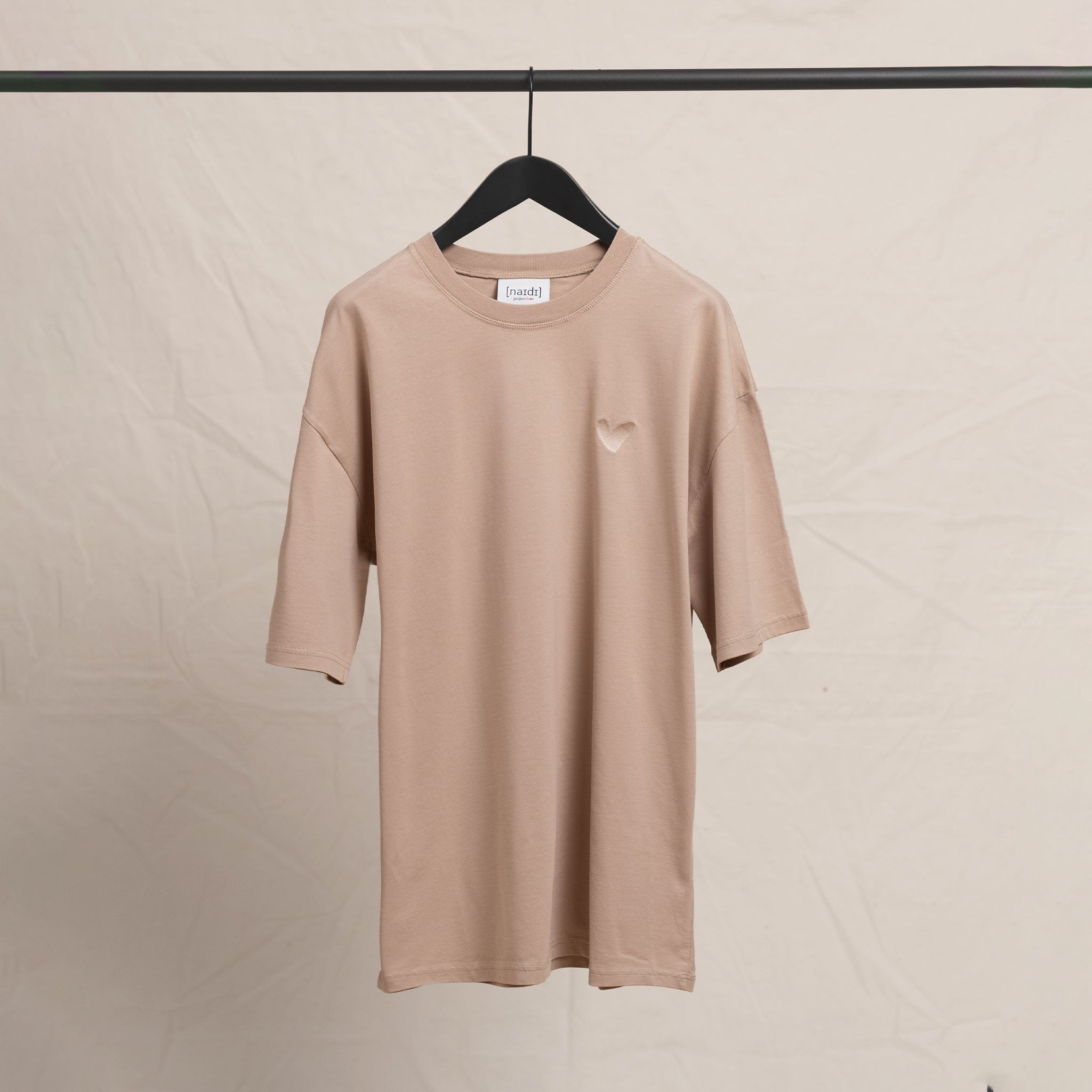 Oversized T-Shirt Light mit Ton in Ton Herz Logo