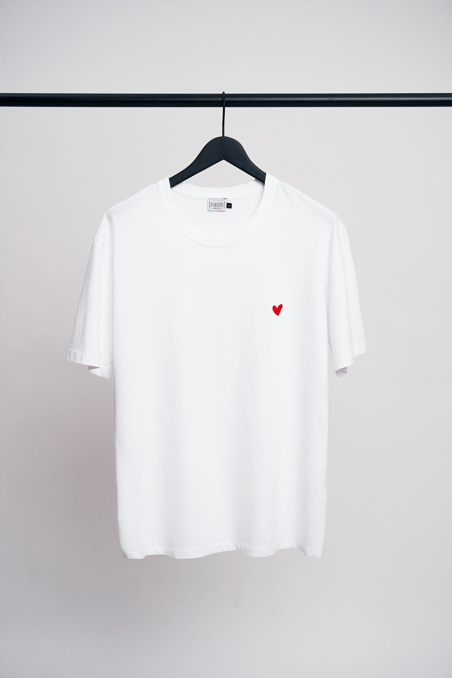 Rundhals T-Shirt mit Herz Logo 'parisian night'