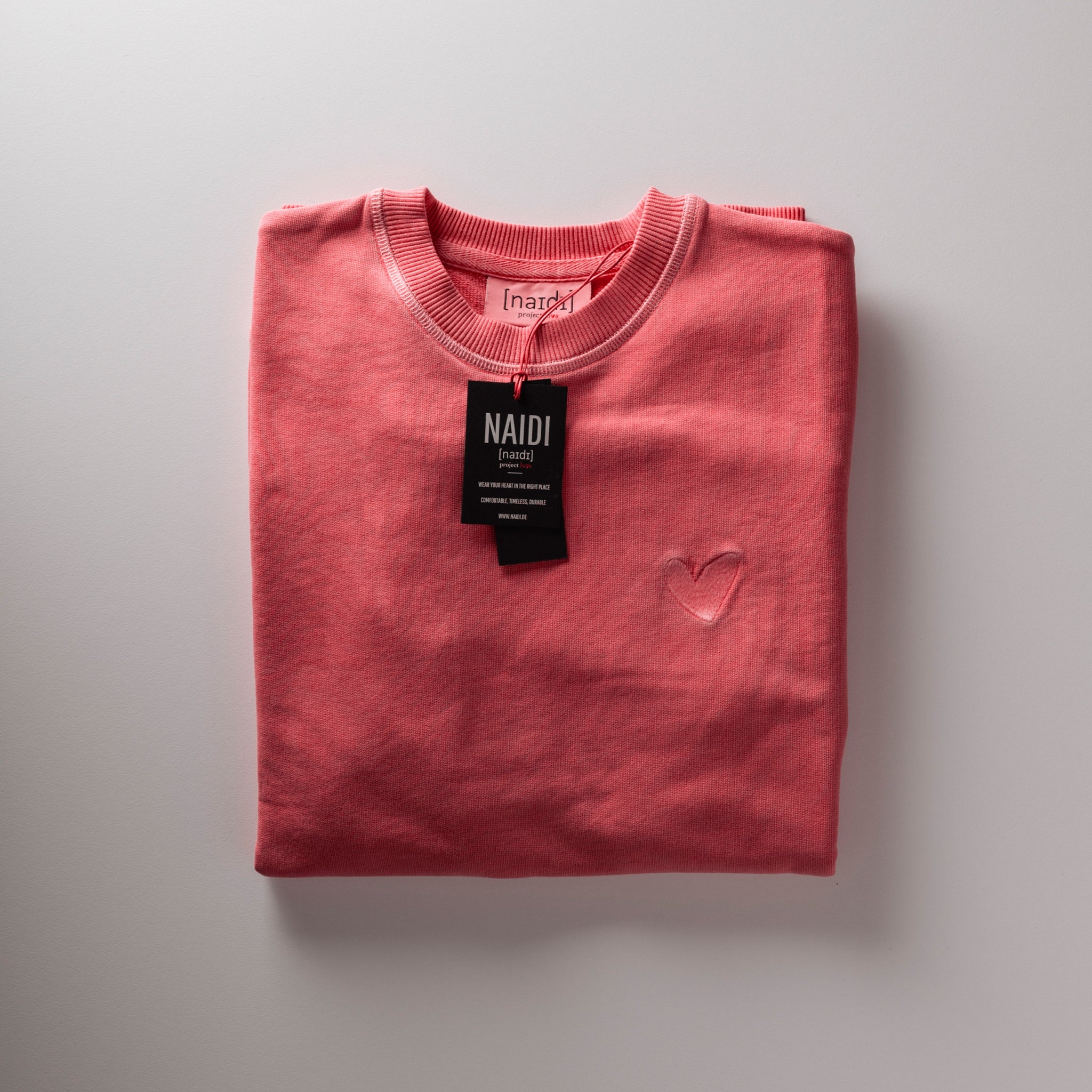 Stone Washed Sweatshirt mit Herz Logo Tonal