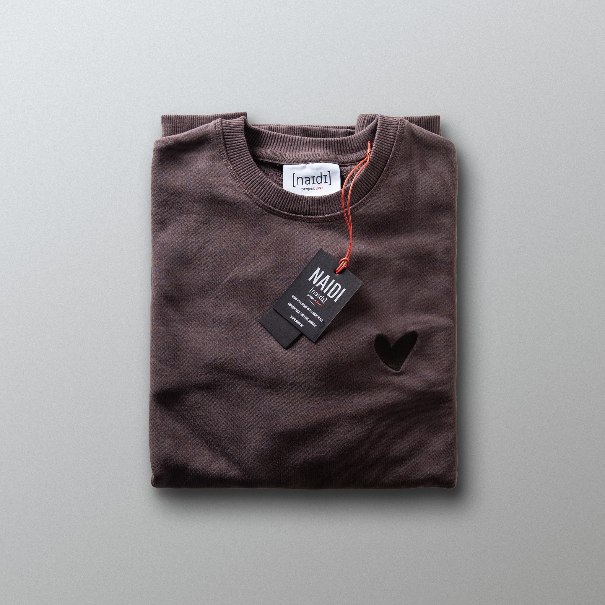 Sweatshirt mit Ton in Ton Herz Logo