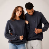 Sweatshirt mit Ton in Ton Herz Logo