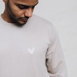 Sweatshirt mit Ton in Ton Herz Logo