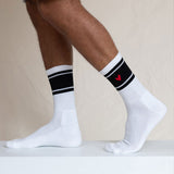 Gerippte Socken mit Herz Logo