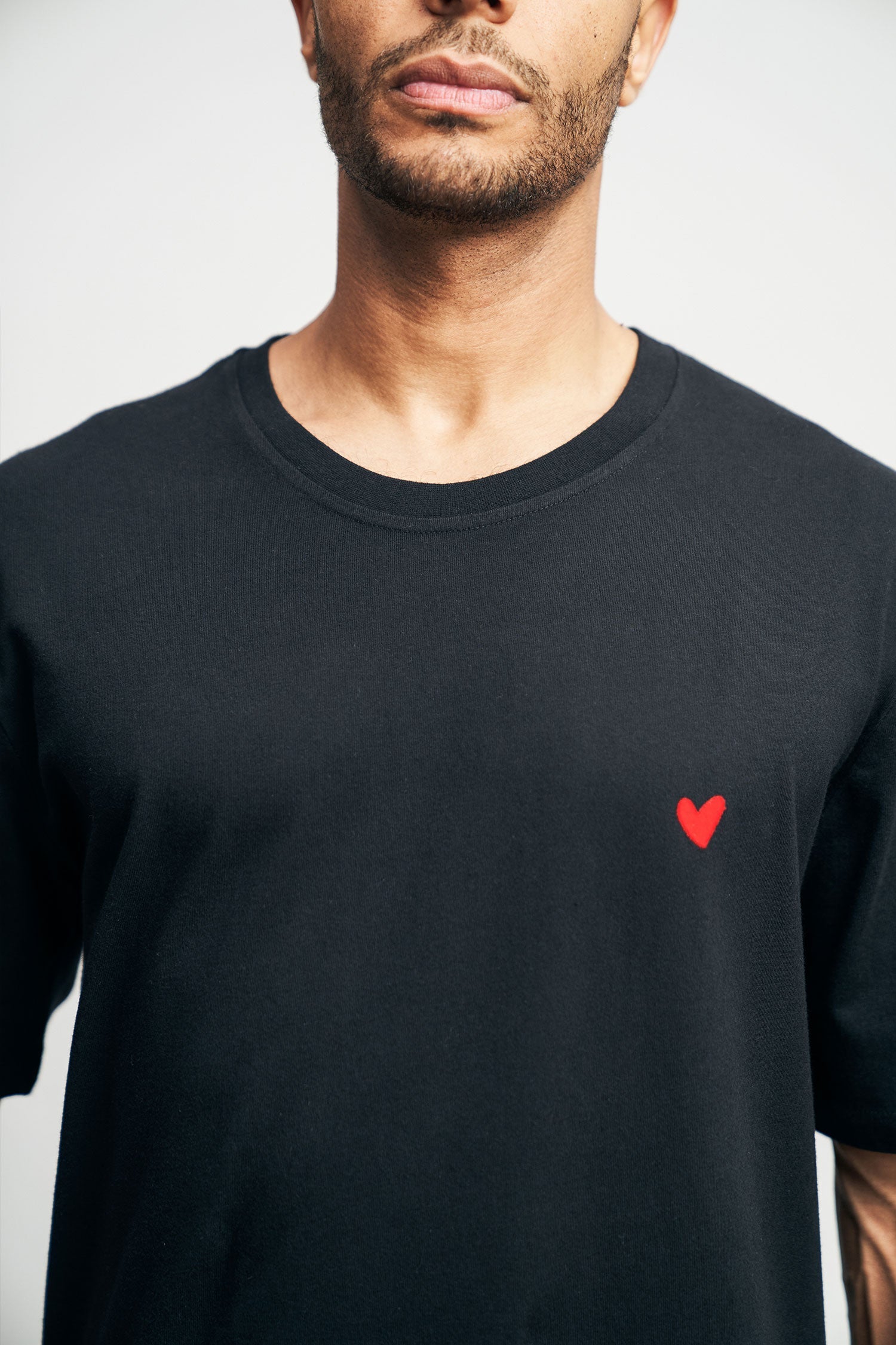 Rundhals T-Shirt mit Herz Logo 'FLOCK'